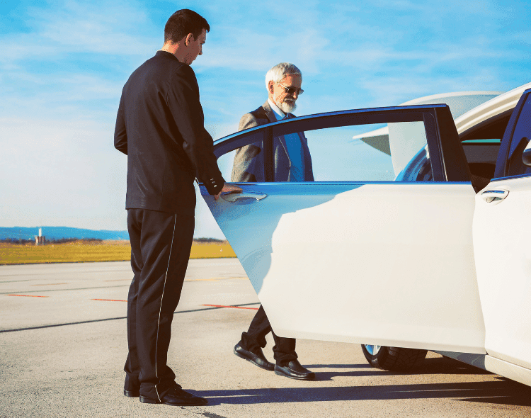 Royal-way airport transfer