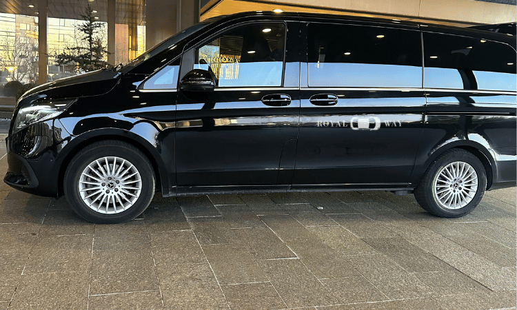Limousineservice i København | Mercedes V-klasse i premium-klassen | Royalway
